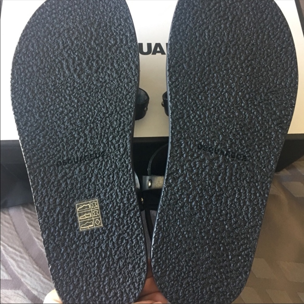 DSQAURED JESUS ON THE BEACH SANDALS - Picture 5 of 7